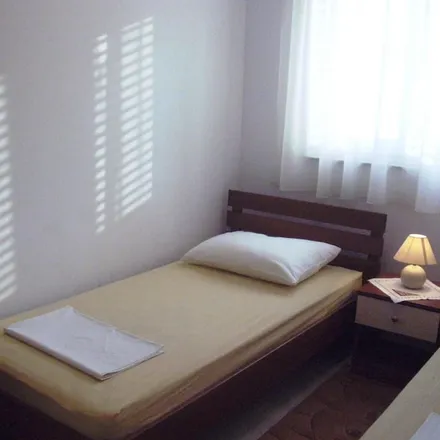 Image 4 - Seget Vranjica, Split-Dalmatia County, Croatia - Apartment for rent
