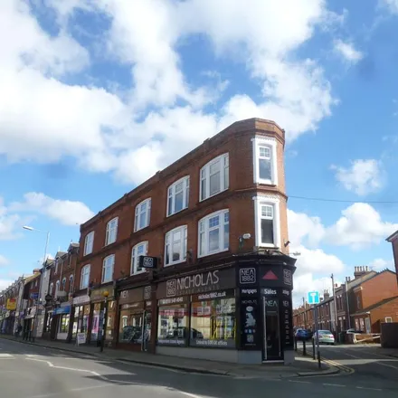 Rent this 2 bed apartment on 1-41 North Street in Reading, RG4 8JA