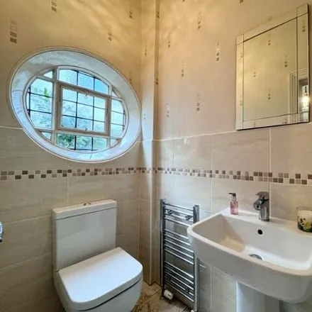 Image 5 - 208 Chorley New Road, Bolton, BL1 5AA, United Kingdom - House for sale