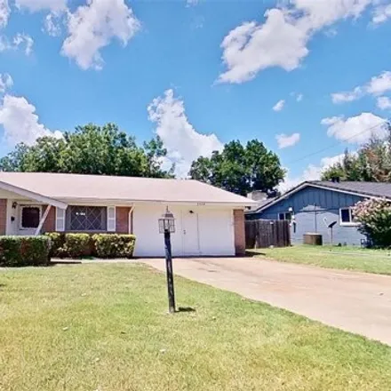 Buy this 3 bed house on 3508 Bandera Rd in Fort Worth, Texas