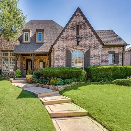 Buy this 4 bed house on 653 Scenic Dr in Irving, Texas