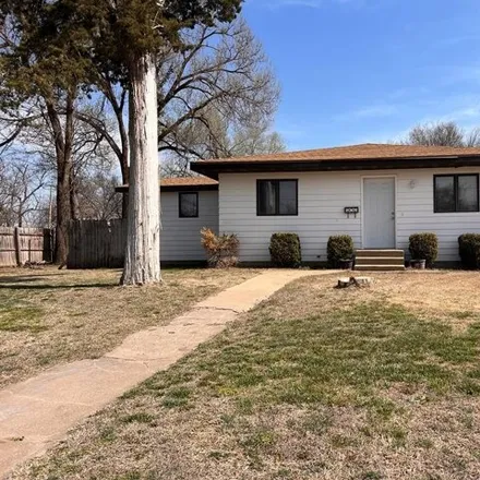 Buy this 3 bed house on 113 South Douglas Avenue in Ellsworth, KS 67439