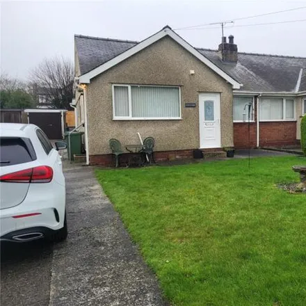 Buy this 2 bed house on Llanberis Road in Caeathro, LL55 2BL