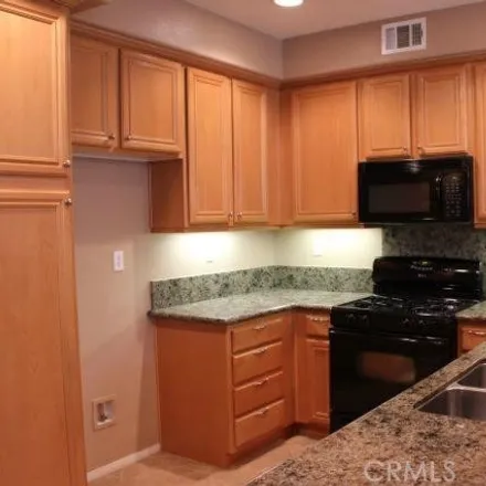 Image 4 - 7722 Hess Place, Rancho Cucamonga, CA 91739, USA - Townhouse for rent