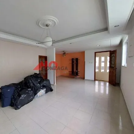 Rent this 3 bed house on Rua Doutor Antônio Carlos in Vila Belmiro, Santos - SP