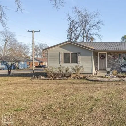 Buy this 3 bed house on 387 Southwest Gibson Street in Hoxie, Lawrence County