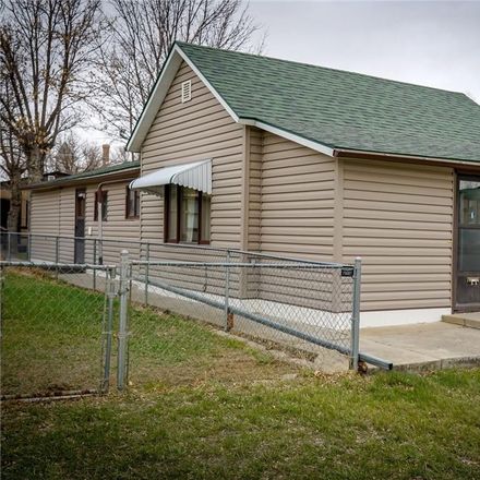Rent this 3 bed house on 611 Main Street in Roundup, MT 59072