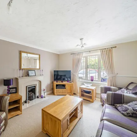 Image 3 - Tanner Close, Bath and North East Somerset, BA3 3BT, United Kingdom - House for sale