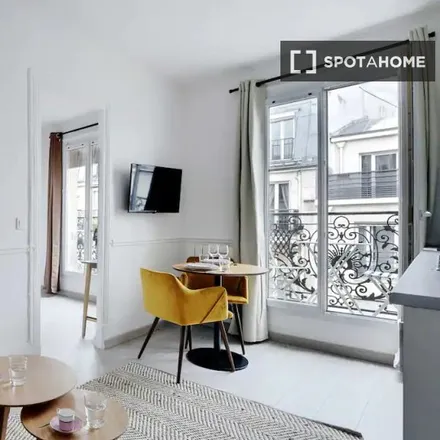 Image 8 - 26 Rue Camille Desmoulins, 75011 Paris, France - Apartment for rent