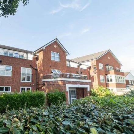 Buy this 2 bed apartment on Queensway Lodge in Poulton-le-Fylde, FY6 7SZ