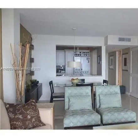 Buy this 1 bed condo on 6900 Bay Drive in Isle of Normandy, Miami Beach