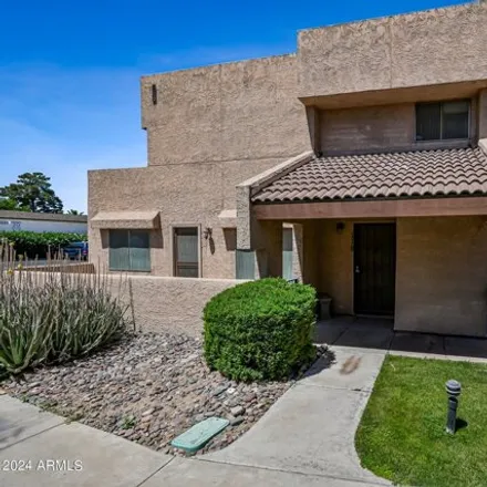Image 2 - 10828 North Biltmore Drive, Phoenix, AZ 85029, USA - House for rent