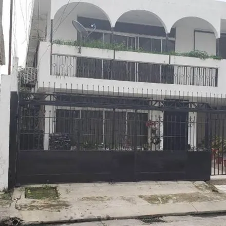 Buy this 6 bed house on Federico González Suarez 220 in 090909, Guayaquil