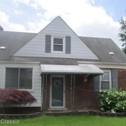 Buy this 4 bed house on 15565 Thomas Avenue in Allen Park, MI 48101