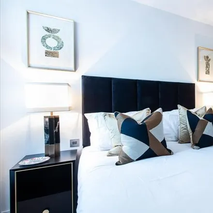 Image 5 - Garrett Mensions, Edgware Road, London, W2 1BY, United Kingdom - Apartment for rent