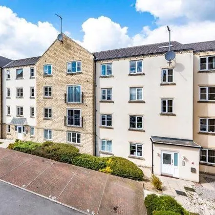 Image 1 - John Escritt Road, Bingley, BD16 2BS, United Kingdom - Apartment for rent