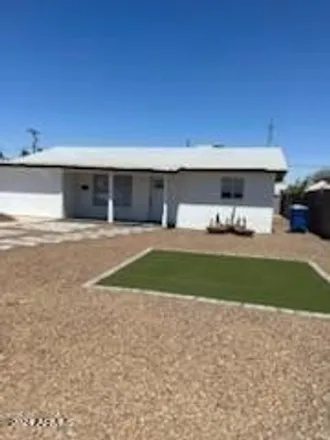 Rent this 3 bed house on 2010 East Weldon Avenue in Phoenix, AZ 85016
