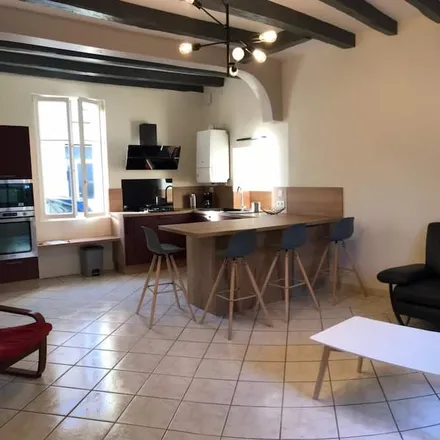 Rent this 4 bed house on 16000 Angoulême