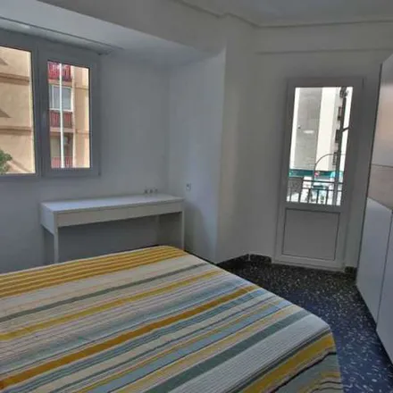 Image 4 - Carrer del Baró de San Petrillo, 59, 46020 Valencia, Spain - Apartment for rent