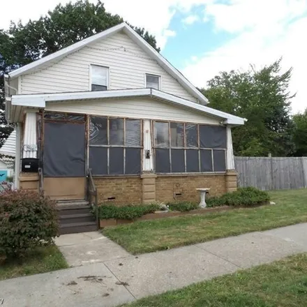 Image 1 - 9831 Nelson Avenue, Cleveland, OH 44105, USA - House for sale