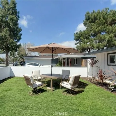 Image 3 - 20046 Jersey Avenue, Lakewood, CA 90715, USA - House for sale