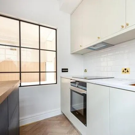 Image 2 - 136 Cambridge Street, London, SW1V 4EH, United Kingdom - Apartment for rent