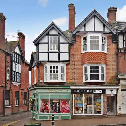 Rent this studio apartment on Michael Anthony in High Street, Tring
