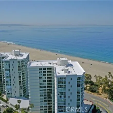 Rent this 3 bed condo on 206 Ocean Avenue in Santa Monica, CA 90402