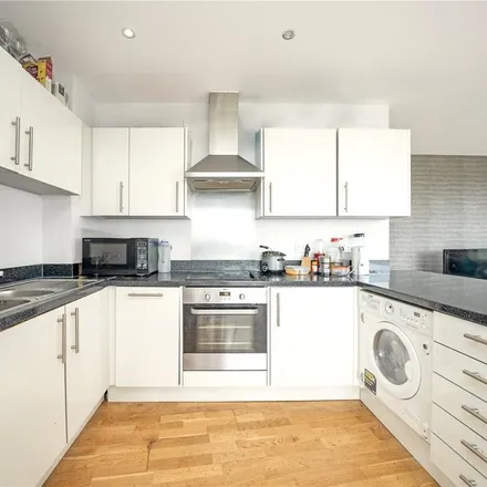 Image 3 - 90 High Street, Mill Meads, London, E15 2FA, United Kingdom - Apartment for rent