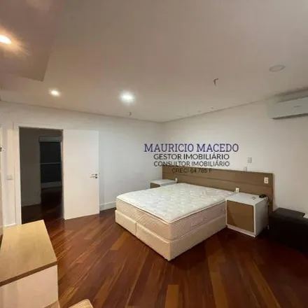 Rent this 4 bed house on Trevo de Barueri in Jardim Reginalice, Barueri - SP