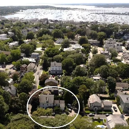 Image 1 - 24 Old Beach Rd Apt 3, Newport, Rhode Island, 02840 - House for rent