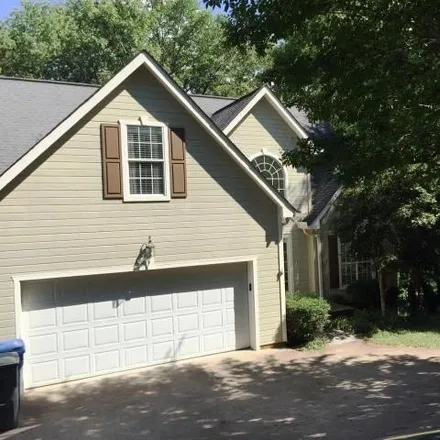 Rent this 4 bed house on 6326 Fairview Road in Colonial Shores, Chattanooga