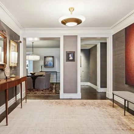 Image 4 - 1 East 69th Street, New York, NY 10021, USA - Apartment for sale