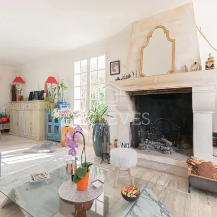 Rent this 7 bed apartment on 11 Place de l'Église in 78630 Orgeval, France