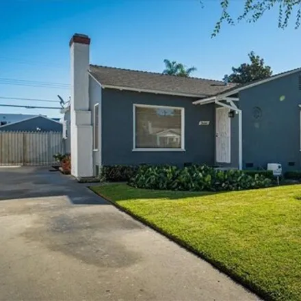 Image 2 - 3438 South Sycamore Avenue, Los Angeles, CA 90016, USA - House for sale