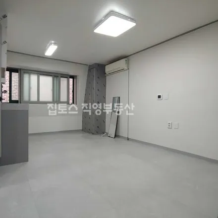 Image 2 - 서울특별시 강남구 논현동 137-7 - Apartment for rent