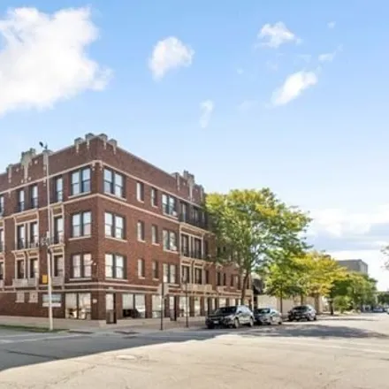 Image 1 - 1651-1655 West Jonquil Terrace, Chicago, IL 60626, USA - House for rent