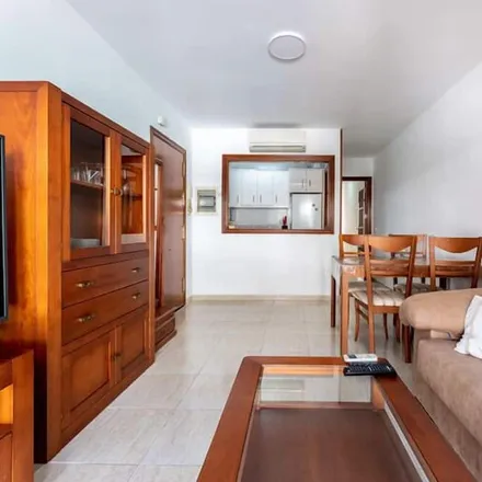 Rent this 2 bed apartment on Fuengirola in Avenida Jesús Santos Reín, 29640 Fuengirola