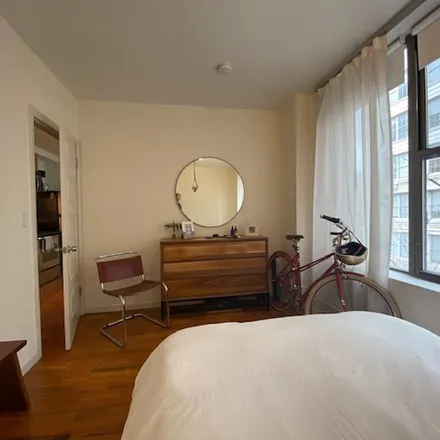 Rent this 1 bed apartment on 73 Pineapple Street in New York, NY 11201