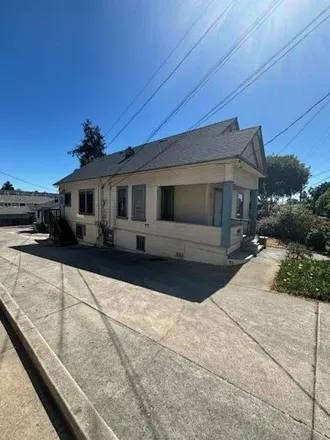 Image 2 - 412-4121/2 Broadway, Santa Cruz, California, 95060 - House for sale
