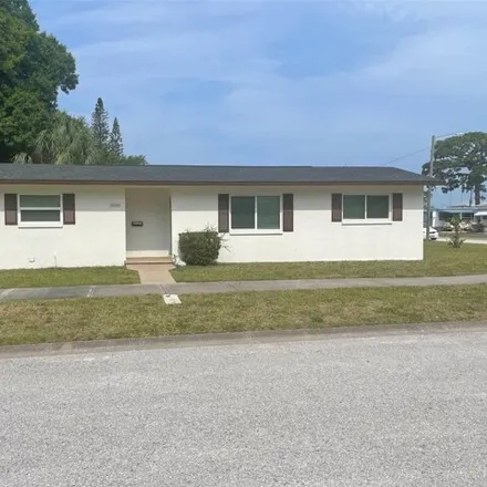 Rent this 2 bed house on 304 51st Avenue North in Saint Petersburg, FL 33703
