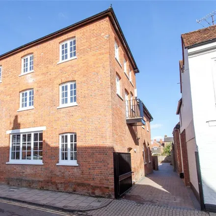 Rent this 1 bed apartment on Friday Street in Henley-on-Thames, RG9 1BZ