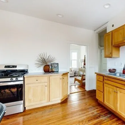 Image 4 - 67 Washburn Avenue, Cambridge, MA 02140, USA - Condo for sale