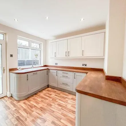 Image 2 - 8 Augustan Drive, Caerleon, NP18 3DB, United Kingdom - House for sale