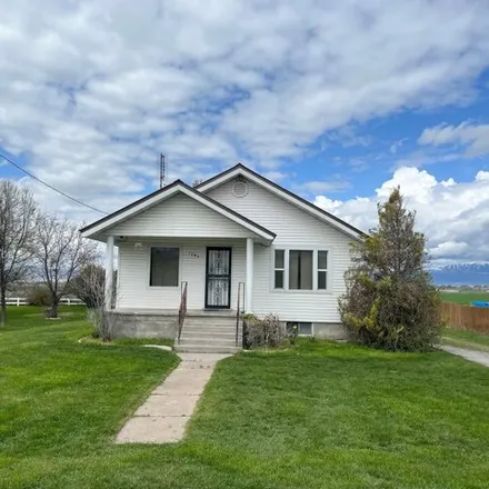 Buy this 4 bed house on South 800 East in Preston, ID