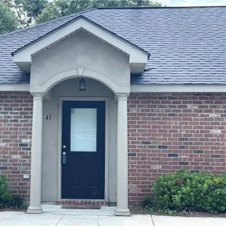 Rent this 2 bed condo on Pointe Drive in Tangipahoa Parish, LA 70401