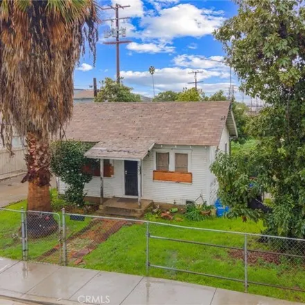 Buy this 1 bed house on 131 South Myrtle Avenue in Pomona, CA 91766