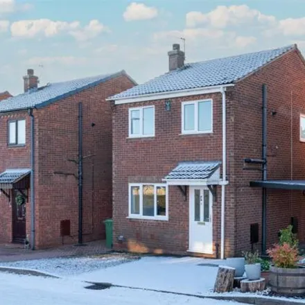 Buy this 3 bed house on Capthorne Close in Chesterfield, S40 4XX