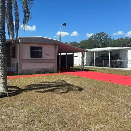 Buy this studio apartment on 4611 Ferdinand Avenue in Highlands County, FL 33870