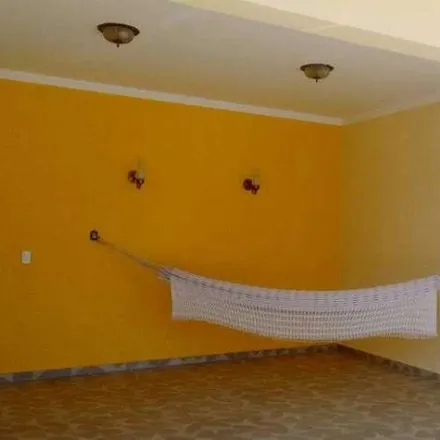 Buy this 2 bed house on Campo de Futebol in Rua João Rodrigues Cunha, Parque São Bento